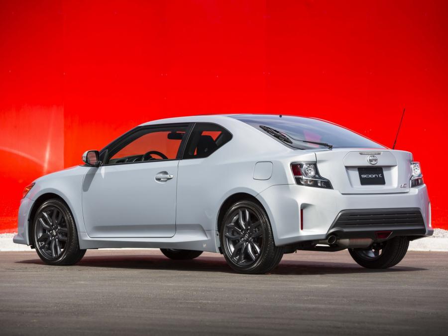  Scion tC 10 Series 2013 года  (фото 9 из 13)